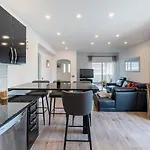 Cozy 2br Near Oura By Lovelystay *