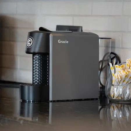 Cozy 2br Near Oura By Lovelystay *